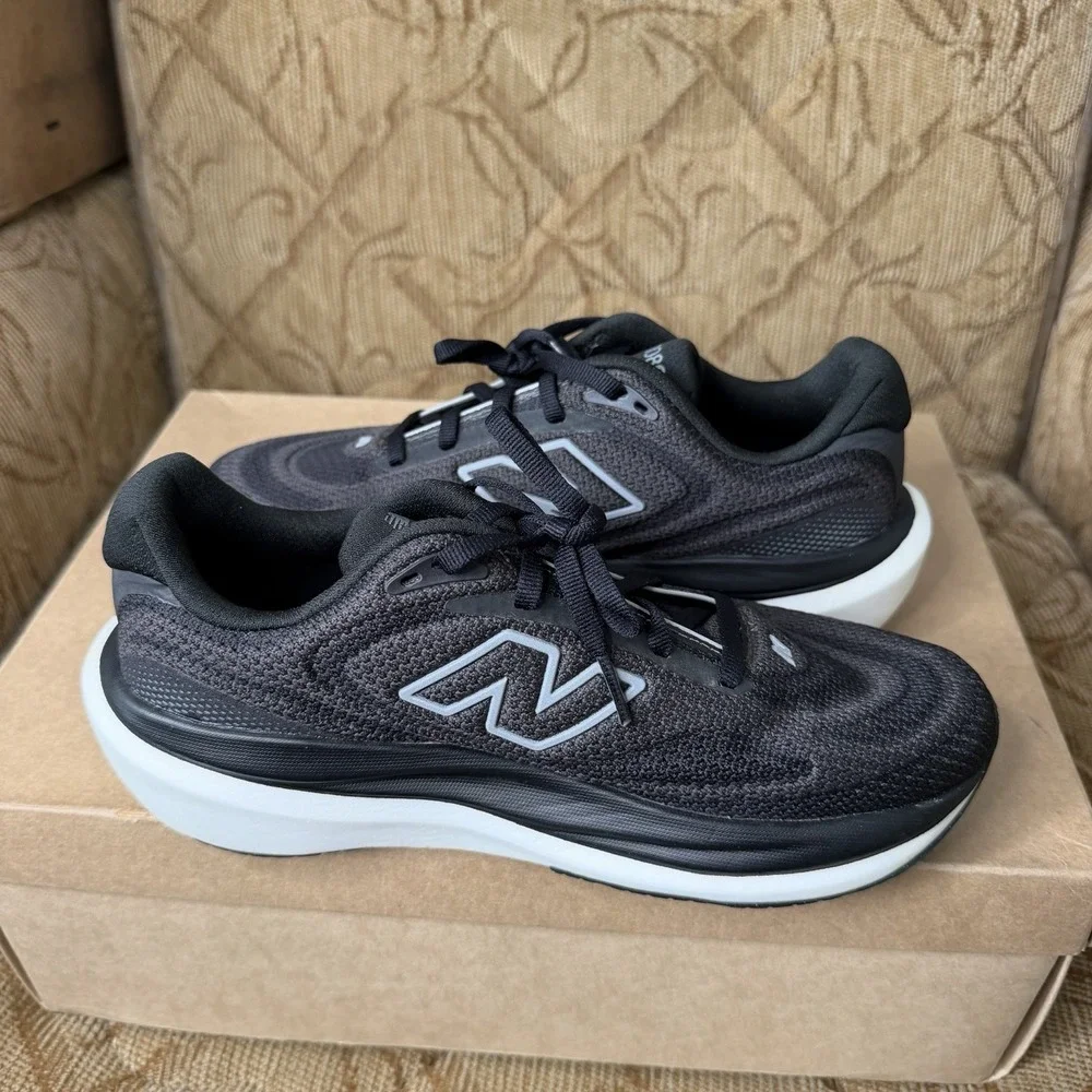 New Balance Fresh Foam X 1080v15 Black Women's Running Shoes 6.5 B W1080815 EUC!
